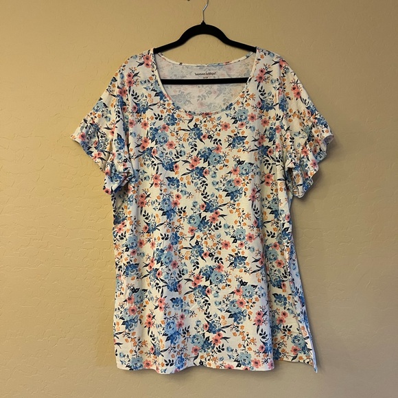 FREE w/Purchase Woman Within Floral Print T-Shirt (small flaw) - Picture 3 of 7
